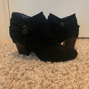 Black Bow Detail Booties